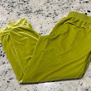 Medium Juniors VELVET joggers!!!!
